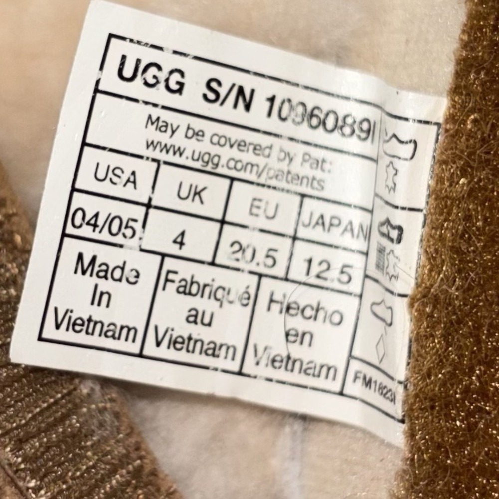 UGG Classic Mini Boots Toddler Chestnut Suede Shearling Lined Size 6T Cozy - Picture 5 of 7
